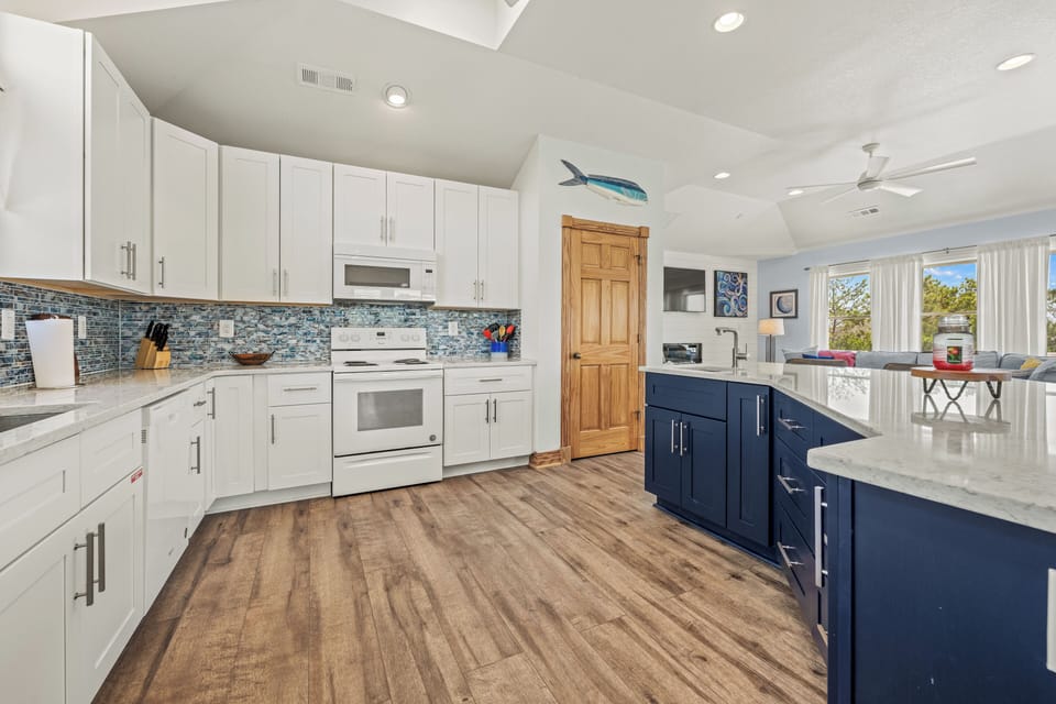 Kitchen - Top Level