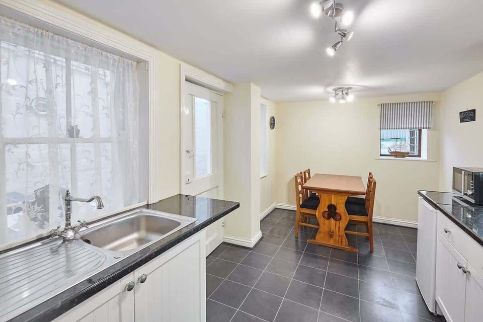 Lavender Cottage, Grosmont - Host & Stay