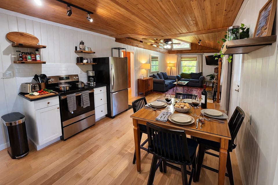 Cook Like a Chef While Entertaining in the Intimate Kitchen
