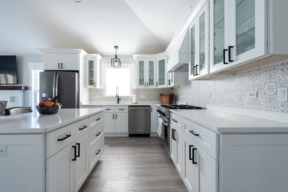Well equipped kitchen, gas stove double door refrigerator and dishwasher.