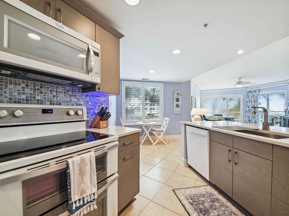 Kitchen at 3110 Windsor Court South