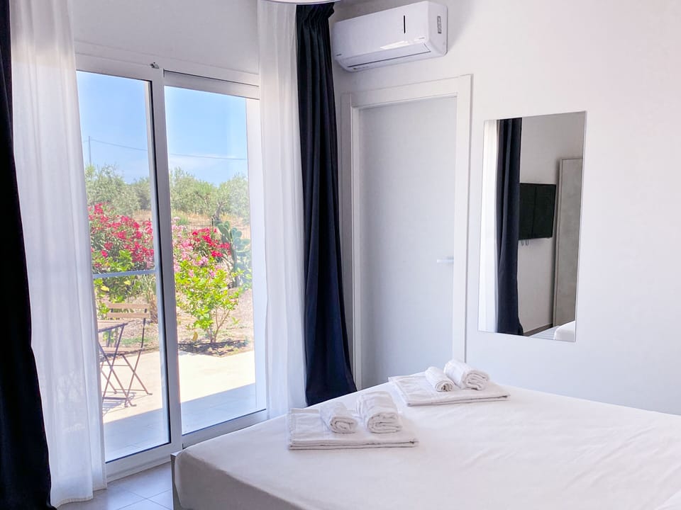 Comfort Double Room, 1 King Bed, Patio, Garden View | View from room