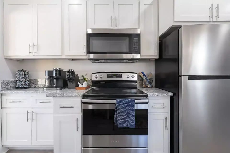 Our kitchen is keenly appointed with all the cooking essentials.