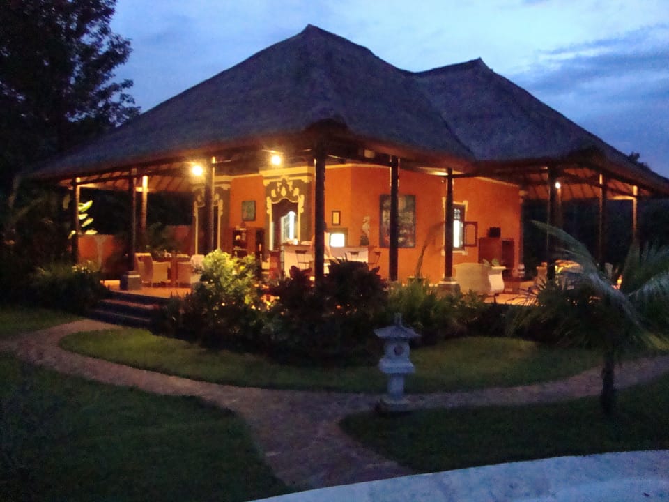 Villa, 3 Bedrooms, Smoking, Private Pool | Property grounds