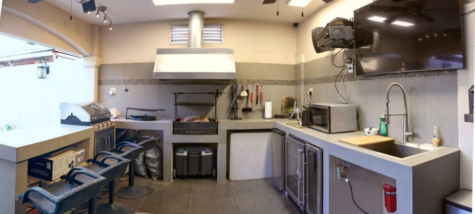 27. ASADOR
