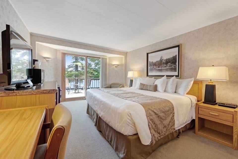 Premium bedding, free WiFi, bed sheets