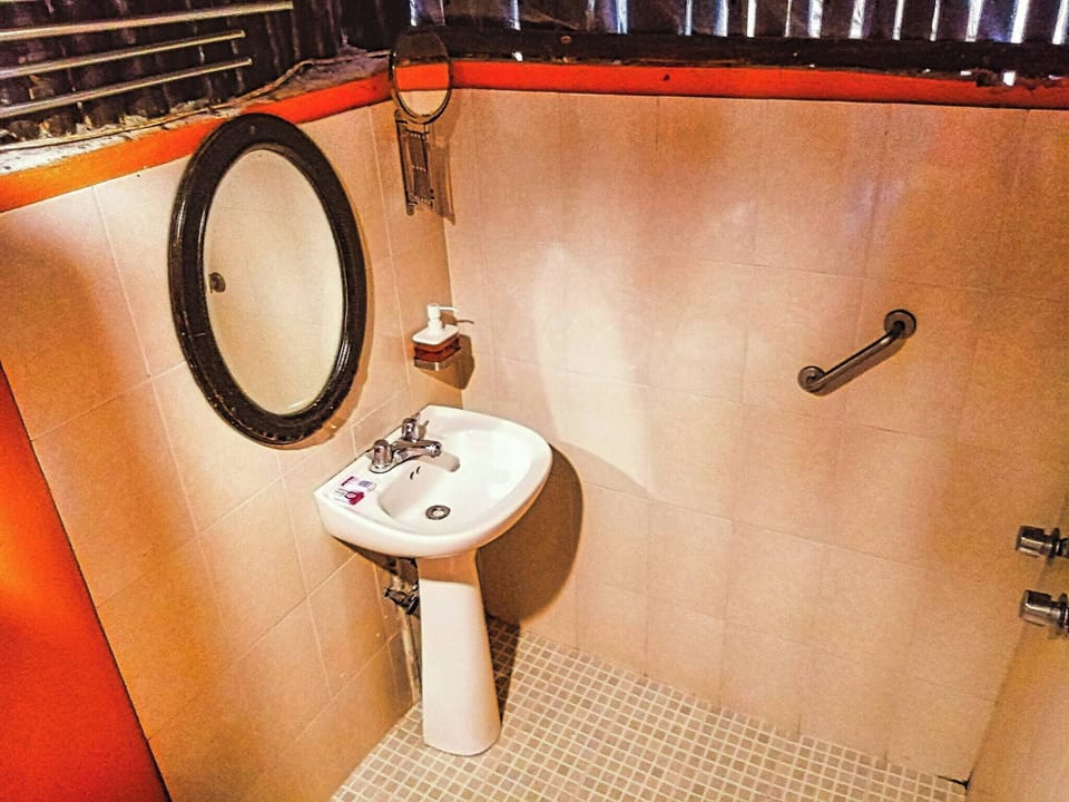 Loft, 1 Bedroom, Terrace, Garden View | Bathroom