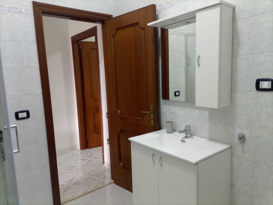 Shared Dormitory, 2 Bedrooms, Balcony | Bathroom