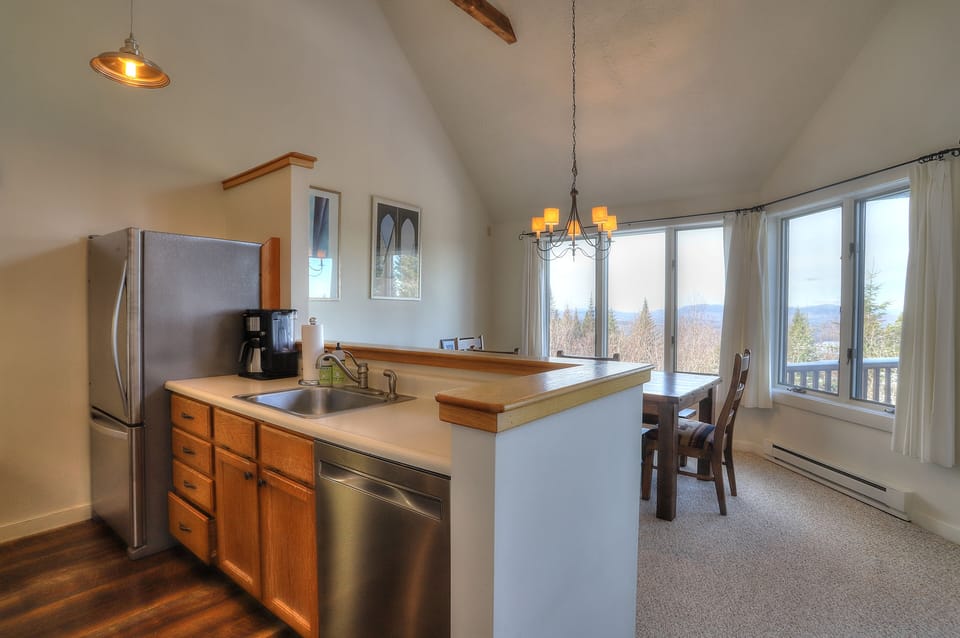 Fully Equipped kitchen, including dishwasher