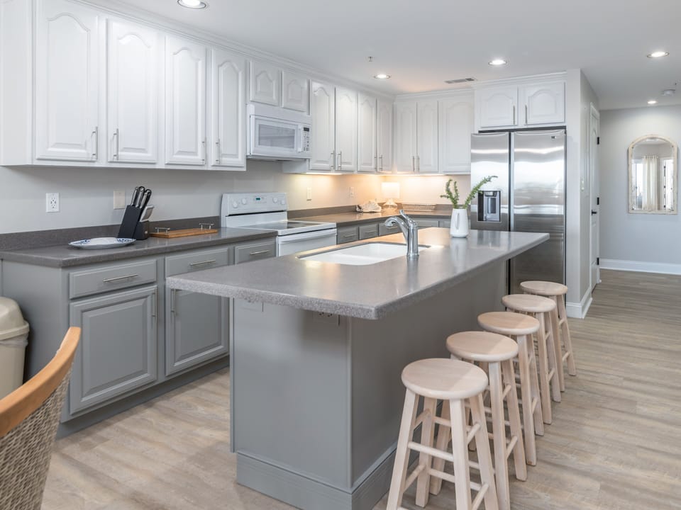 Fully equipped kitchen with everything needed to make a great meal at home.