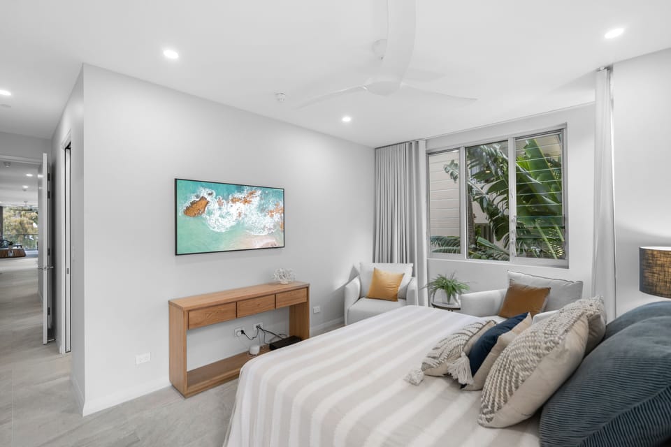 Apartment | 2 bedrooms, blackout drapes, iron/ironing board, free WiFi