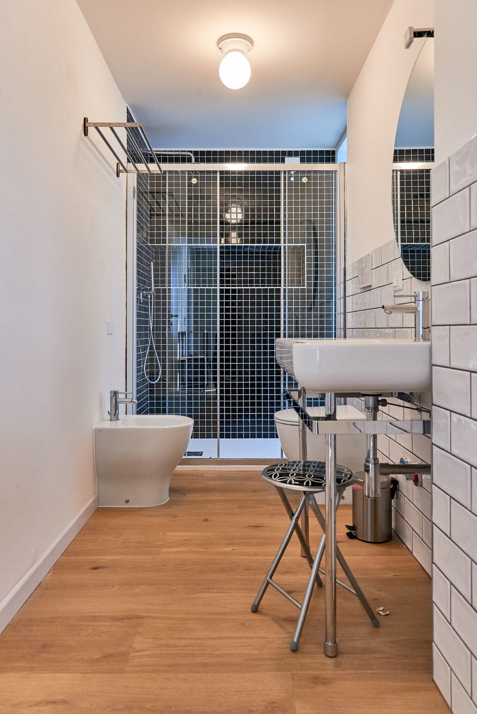 Comfort Quadruple Room with panoramic view | Bathroom | Shower, hair dryer, bidet, towels