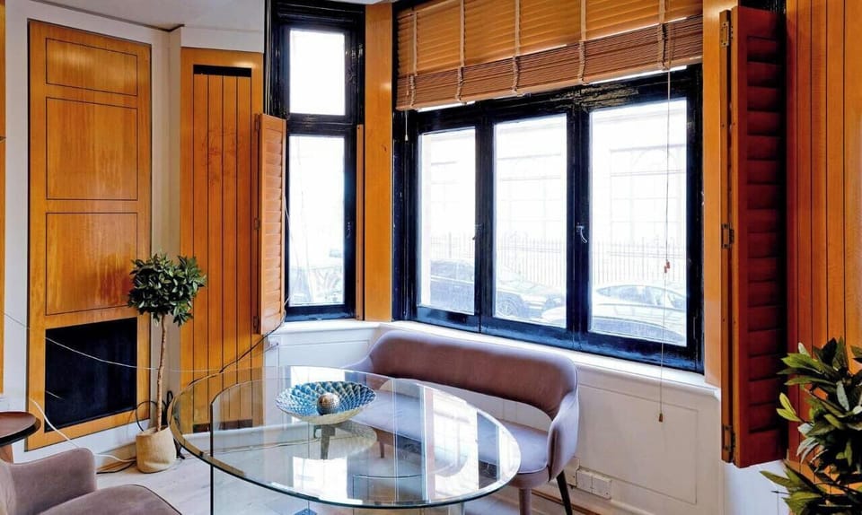 Dining Area Tile Design