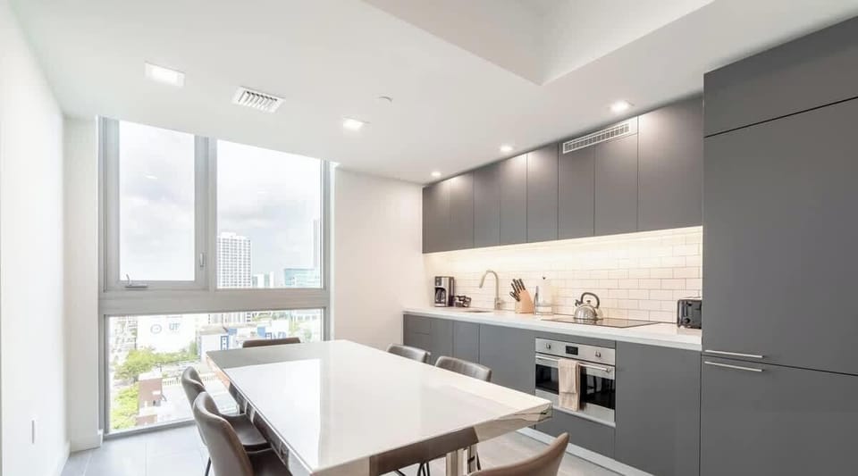 Plenty of space to enjoy meals at home