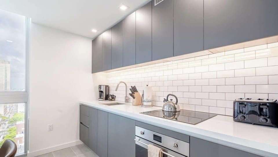 This is an oven microwave combo!