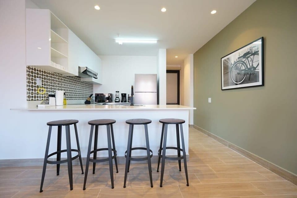 High top counter