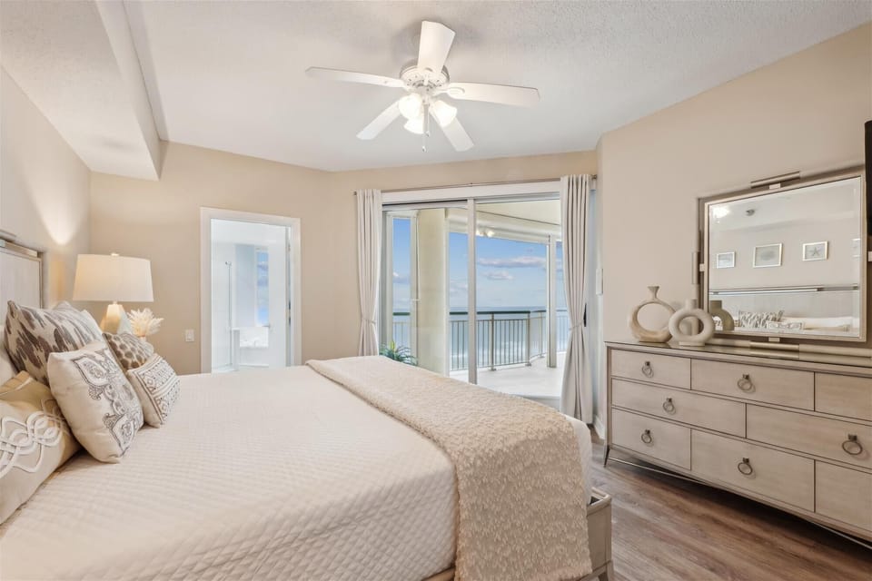 beachcolonytower9cmainprimarybedroom18a5145