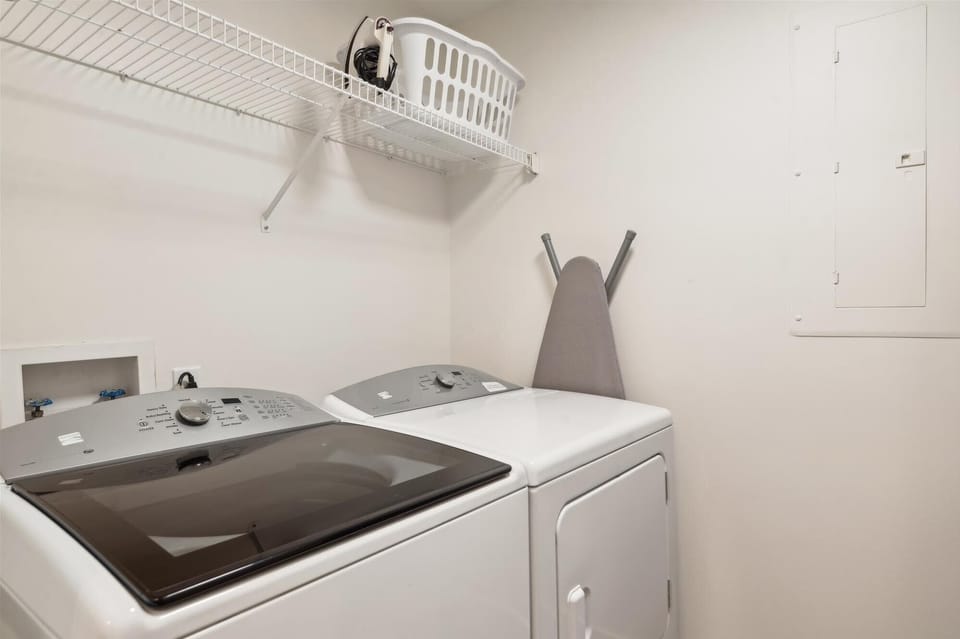 floor plan-washer dryer-127185258