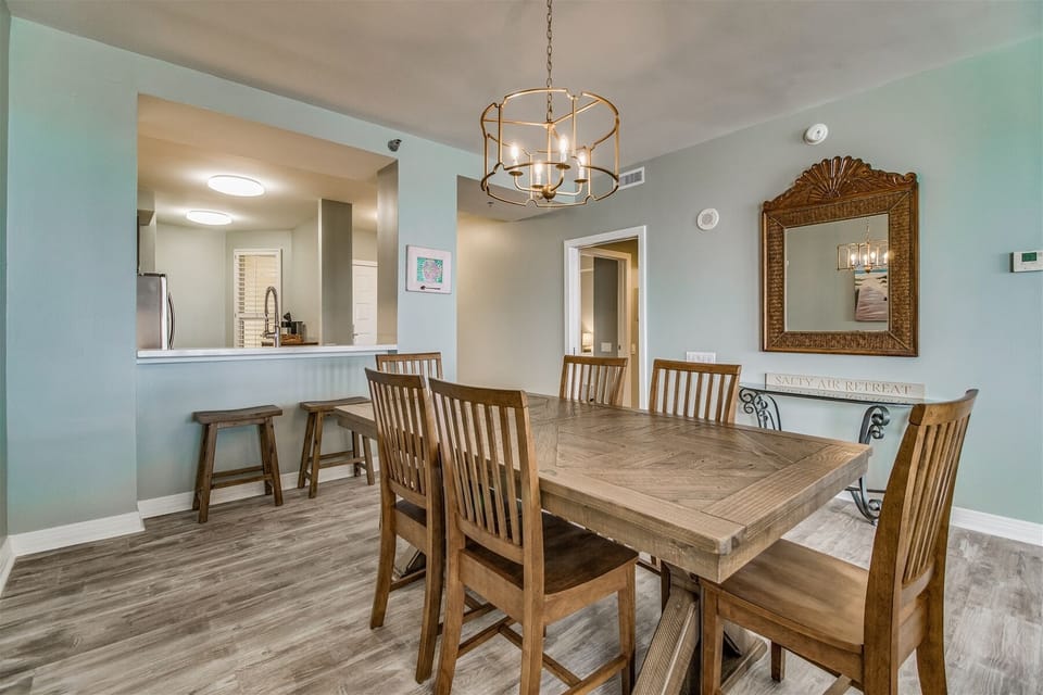 Beach Colony West PH1C Dining Room and Kitchen