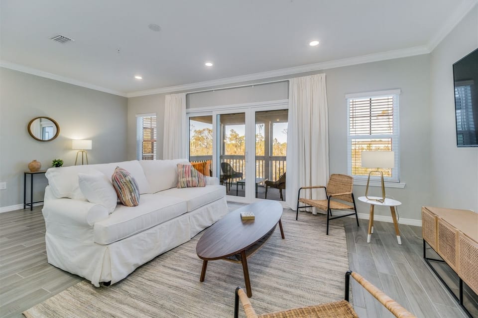 Lost Key Escape Living Room