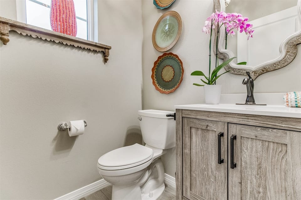 Lost Key Flip Flop Stop Guest Bathroom #1