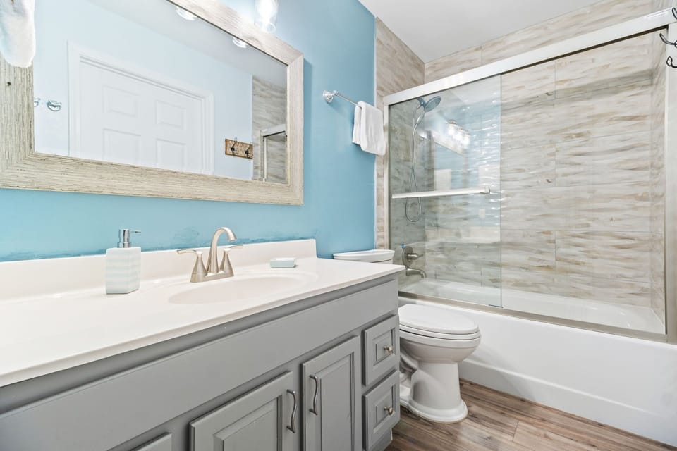 Grand Caribbean West 201 Guest Bathroom #1