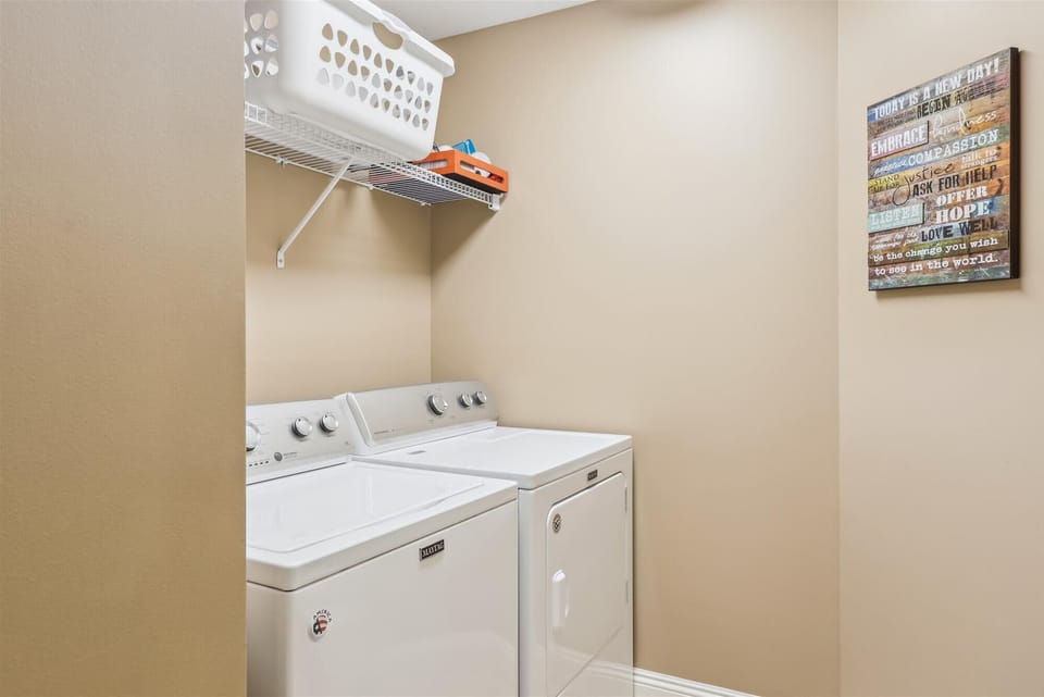 interior-washer dryer-119365166