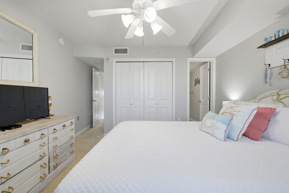 Perdido Towers 707- Bedroom 2