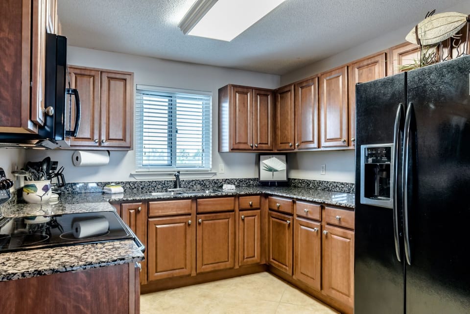 Sandy Key 336 Kitchen