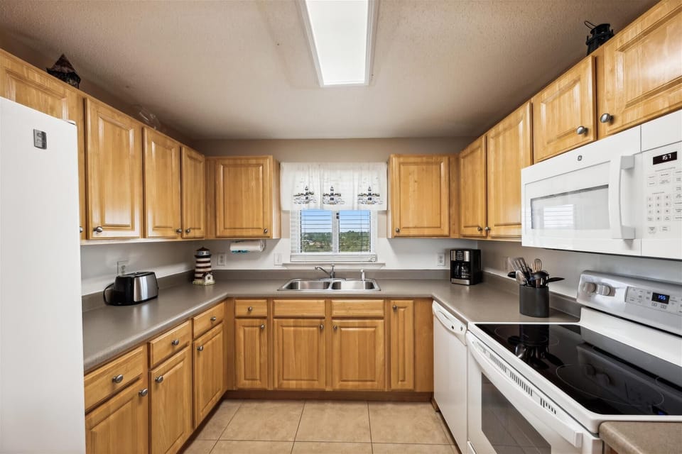 sandykey723kitchen18a2628