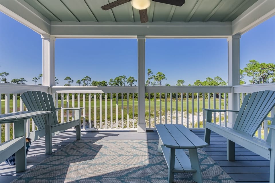 Lost Key Sea Salt Balcony