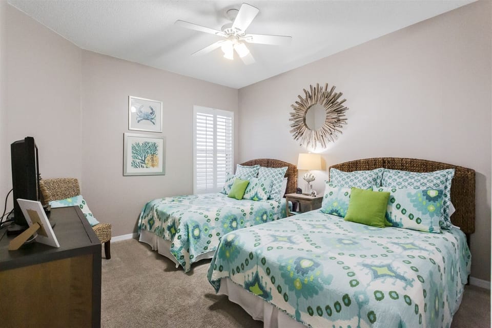 Spanish Key 207 Guest Bedroom #2 with Attached Bathroom