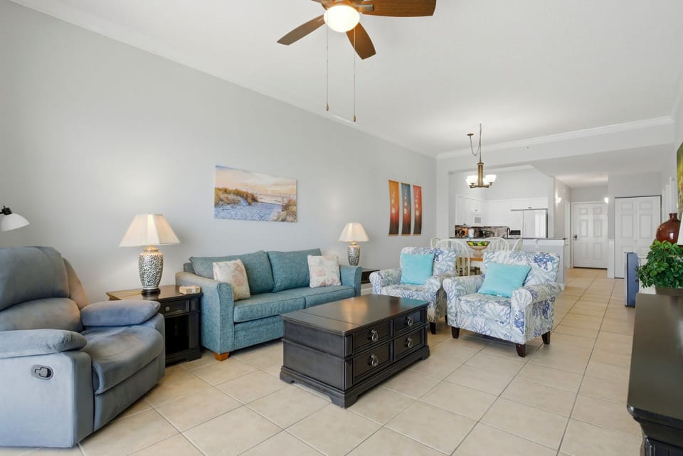 Windemere 1502- Living Room