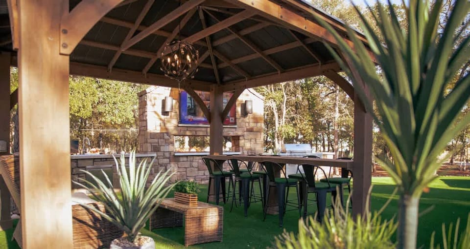 7744 Ranch Upper Entertainment circle