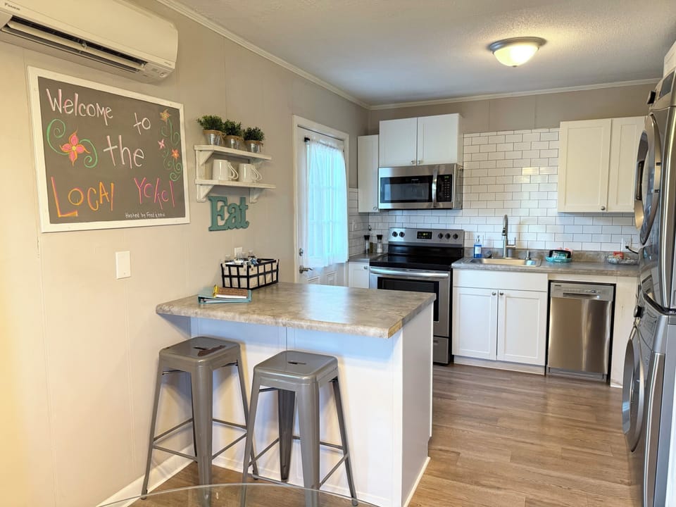 Kitchen (1)