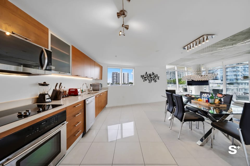 Fully equipped kitchen