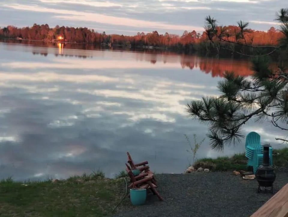 Stunning lake view!