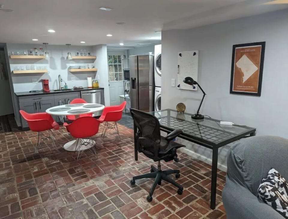 Desk and kitchen
