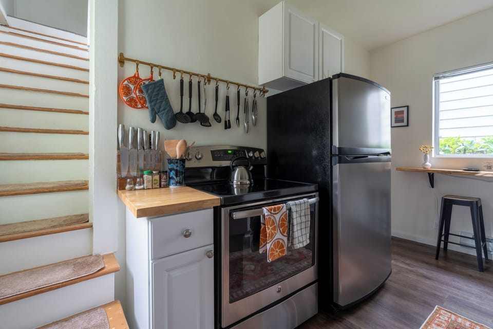 Every cooking utensil you need including *SHARP knives.