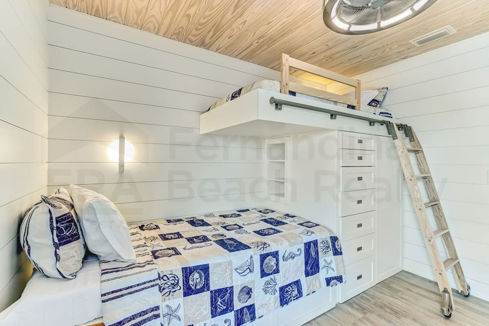 Guest Bedroom #2