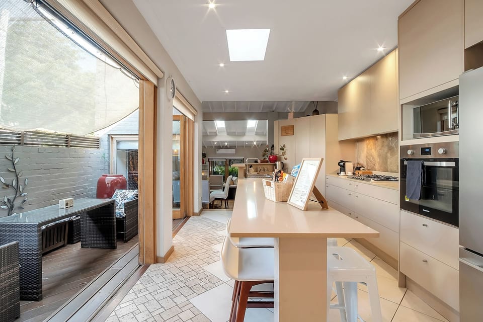 Kitchen / BBQ Deck