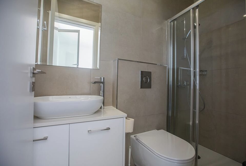 En Suite Bathroom 3 with shower and WC