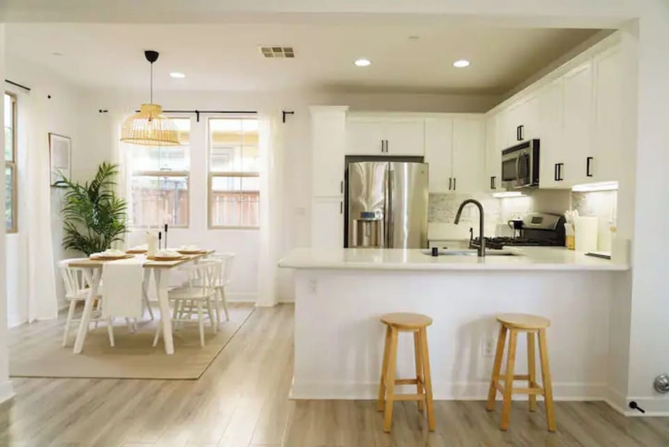 Dinning Room and Kitchen