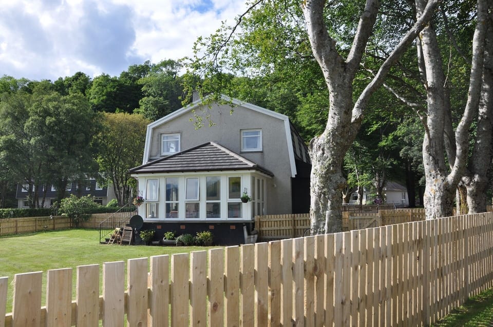 showing large enclosed garden.