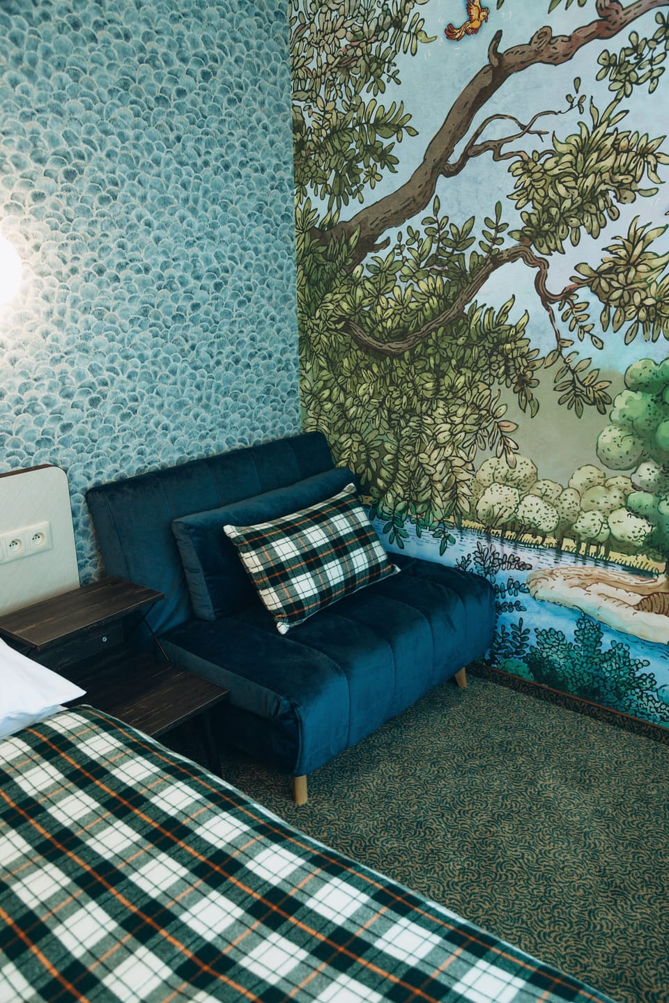 Triple Room | Desk, travel crib, free WiFi, bed sheets