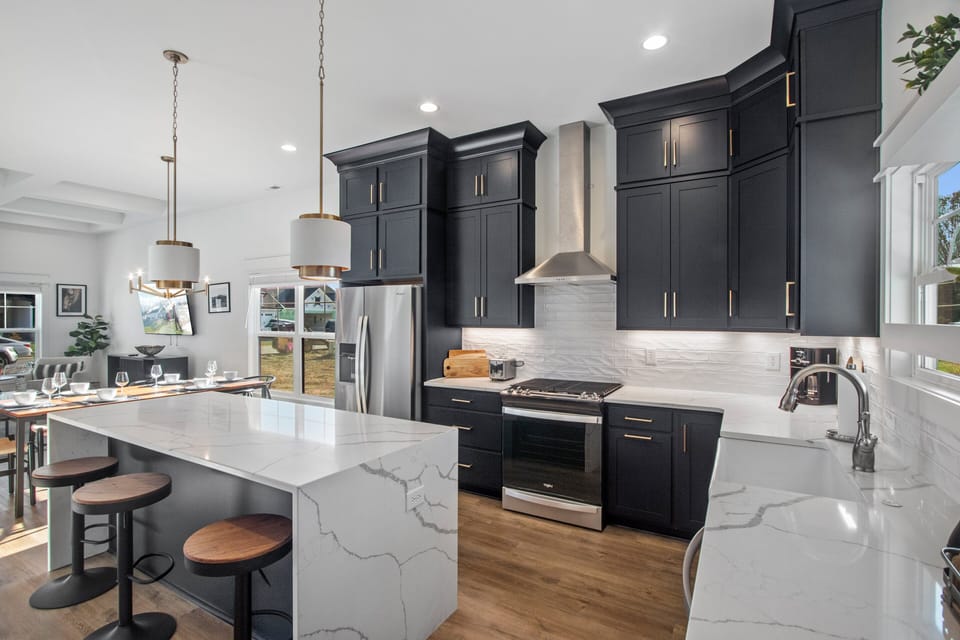 Modern kitchen equipped w/ top-of-the-line appliances