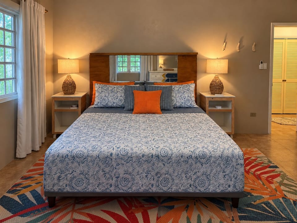 Surfer Shack Bedroom: King bed