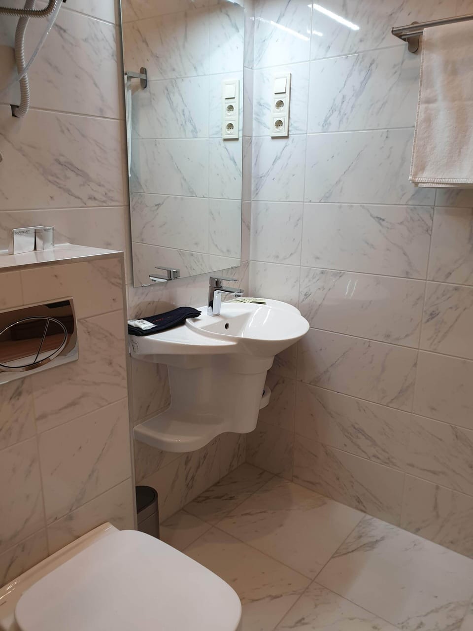 Free toiletries, hair dryer