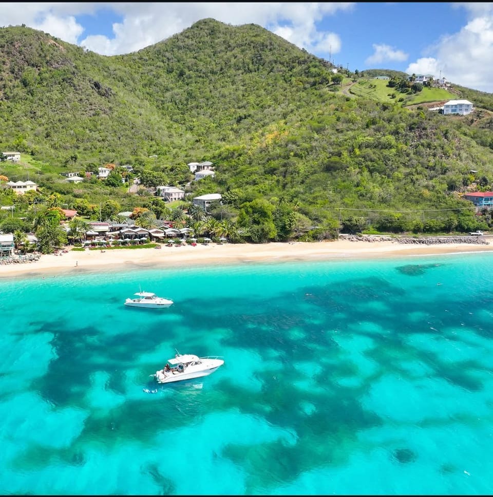 Conch Beach Cabins - Rumbus Beach Hotel in Saint Mary, Antigua and Barbuda