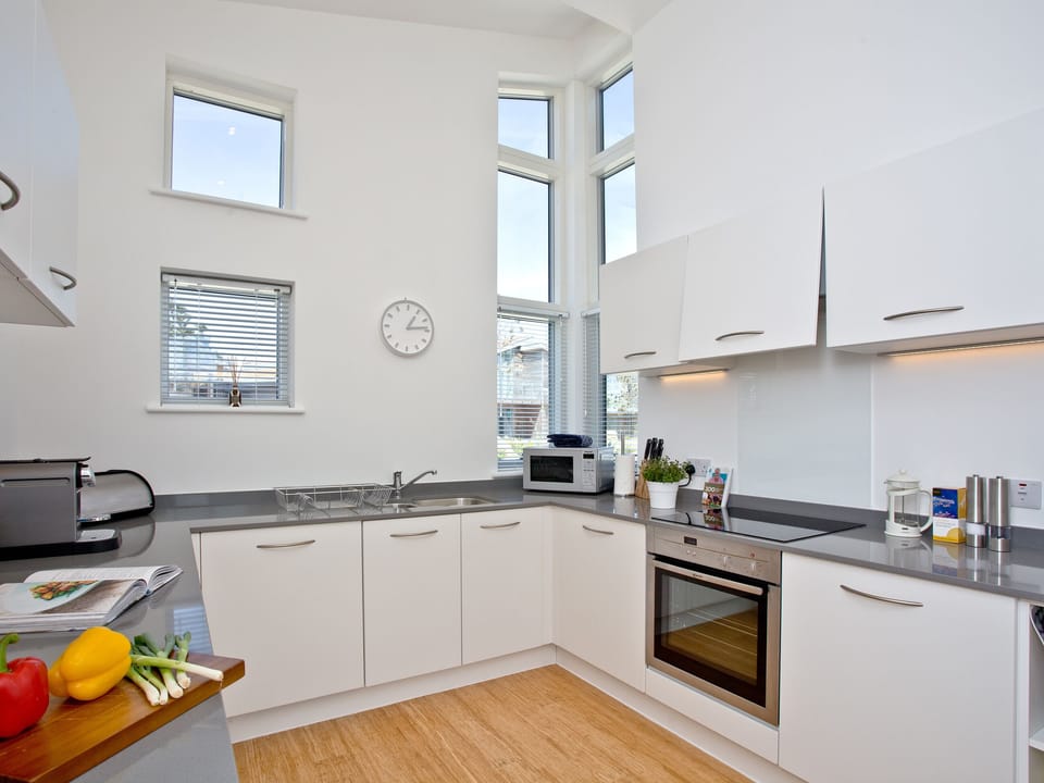 Kitchen | Una Argentum 60 - St Ives Resort, Carbis Bay, near St Ives